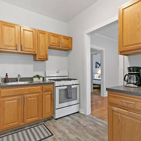 Well-Furnished 1Br Apt In Popular Spot - Belmont J3 شيكاغو المظهر الخارجي الصورة